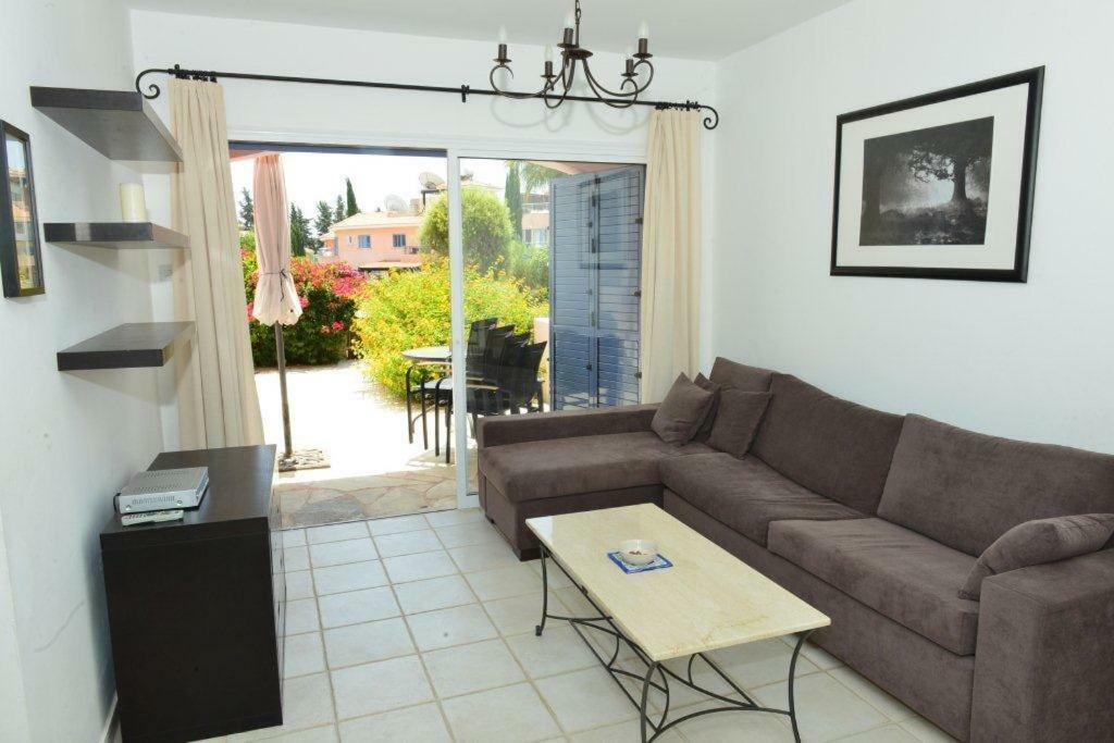 Limnaria Villas Sunny Garden Apartment Paphos Exteriér fotografie